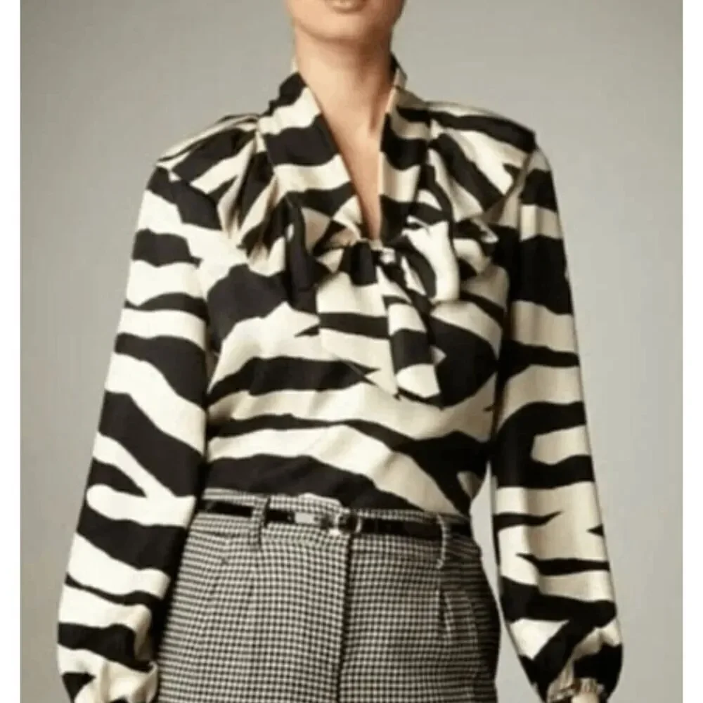 Kate Spade Catarina Zebra Print 100% Silk Ruffle Collar Tie Blouse Women's M